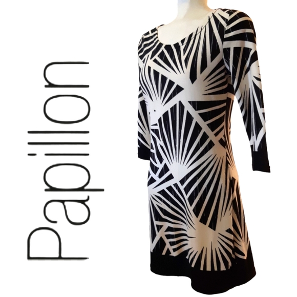 Papillon size medium sunburst geometric light knit round neck dress - Picture 1 of 10